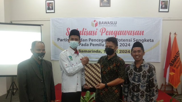PW KAMMI Kaltimtara Tandatangani Perjanjian Kerja Sama Dengan Bawaslu Kalimantan Timur