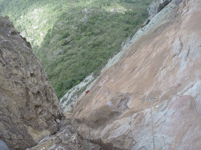 escalada minas gerais brazil climbing cambotas via clandestino