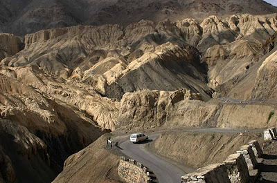 World’s Most Spectacular Roads