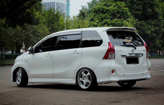  Kumpulan Gambar Modifikasi Keren dan Elegan Mobil Toyota 