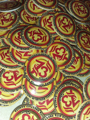 AKSESORIS PIN PENITI "TEMA HUT REPUBLIK INDONESIA"