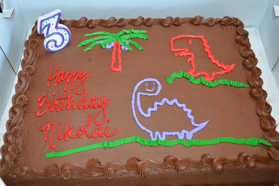 The Berry Bunch: Little Man's 3-Year Dinosaur Birthday Party