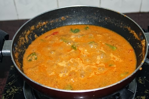 TUMMY: Capsicum  Gravy tummy Kurma Kurma YUMMY (Korma)  Pepper  Pepper yummy / kurma Bell /