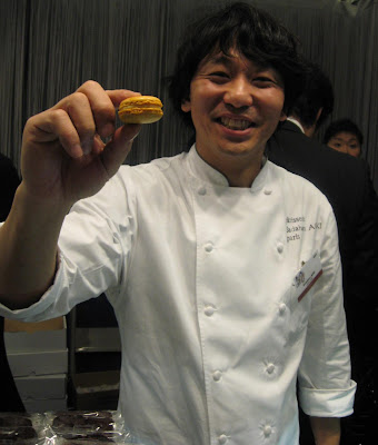 Sadaharu Aoki offers a Macaron