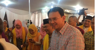 Agung Laksono Ultah, Novanto dan Ahok Dapat Potongan Tumpeng