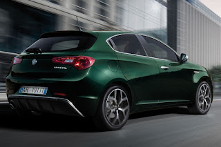 Alfa Romeo Giulietta (2019) Rear Side