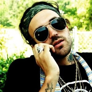 Yelawolf - The Hardest Love Song In The World 