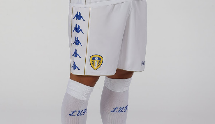 http://www.soccer777.biz/index.php?main_page=advanced_search_result&search_in_description=1&keyword=leeds+unite