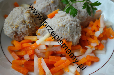 Pulpety z indyka w jarzynach