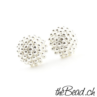 https://www.thebead.ch/product_info.php?info=p2533_echtsilber-ohrstecker-puenktli-design.html