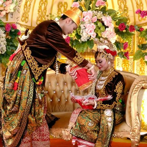 5 Bentuk Sinkretisme dalam Tradisi Pernikahan Adat Jawa