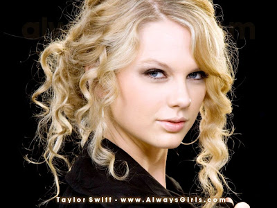 Taylor Swift was a come in Best Girls Wallpaper in Year 2008.