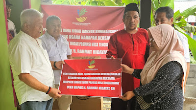 ️Berdayakan UMKM dan Disabilitas Perempuan, Rachmat Hidayat berikan bantuan dana Hibah Kewirausahaan dan Kursi Roda di Lombok Tengah