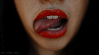 Hungry Lips Sexy