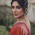 Beauty Actress in Saree