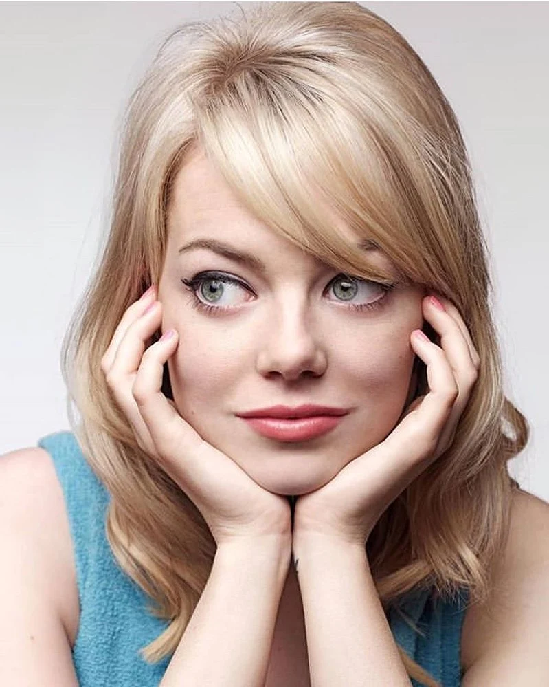 Emma Stone HD Wallpaper for iPhone