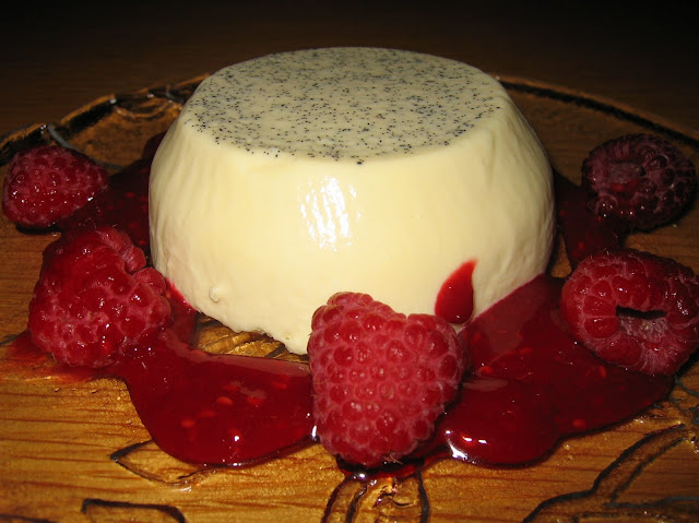 Panna cotta með hindberjum