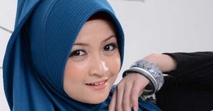 Cara Cantik Berfoto Berpakaian Busana Wanita Muslimah | Tips dan Cara