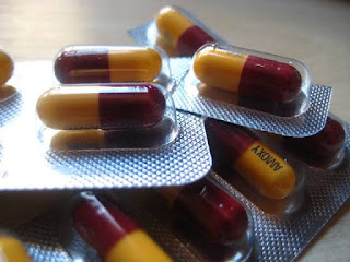الافراط فى استخدام المضادات الحيوية قد يزيد من خطر الإصابة بسرطان القولون