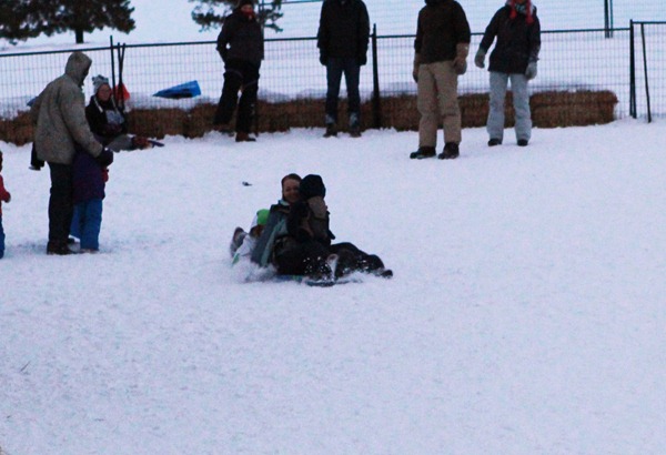 20121229 sledding (13) edit