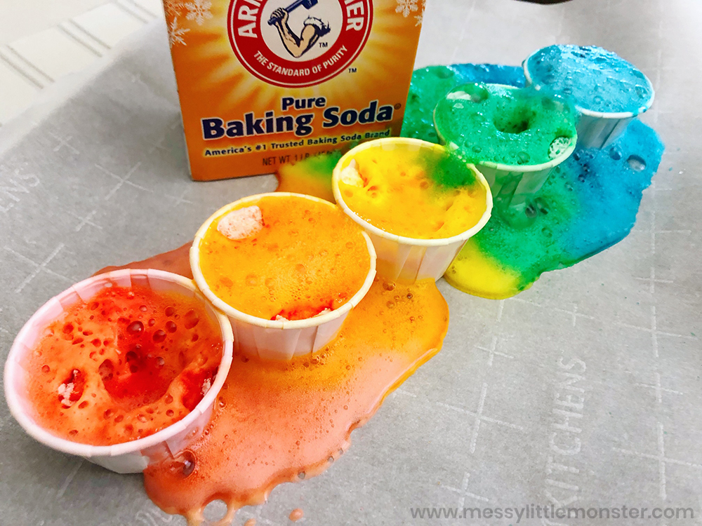 Rainbow baking soda science experiment - summer camp ideas