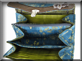 http://passionetcouture.blogspot.ca/2014/05/the-necessary-clutch-wallet.html
