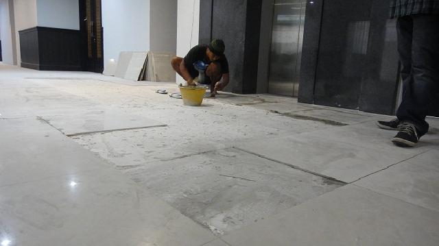 Panduan Cara Pasang  Keramik  Lantai  Untuk Rumah Tinggal 