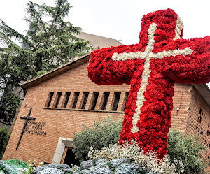 Celebración de las Cruces de Mayo en María Auxiliadora