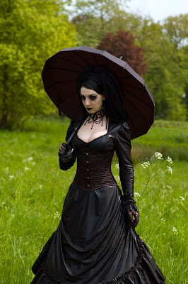 Gothic Photography, Gothic Women Pictures, Cosplay Gothic Lady