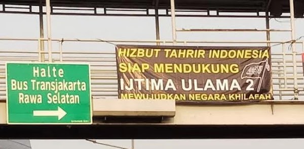 PKS: Spanduk HTI Dukung Prabowo-Sandi untuk Memecah Belah