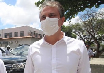 GOVERNADOR INAUGURA EM CRATO POLICLÍNICA ADERSON TAVARES BEZERRA, NA MANHÃ DESTA QUINTA FEIRA