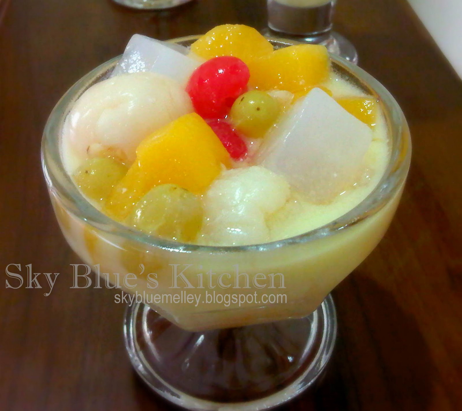 Melley Mey's Kitchen : ~ Resipi Minuman Koktail Buah 