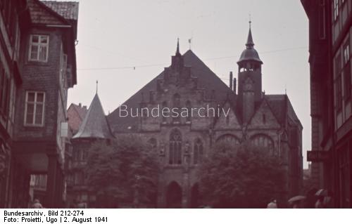 Hildesheim Marketplace, 2 August 1941 worldwartwo.filiminspector.com