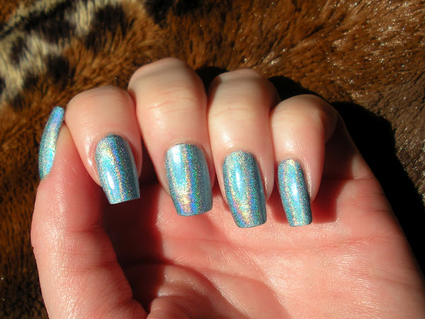 French Nfu Oh Holographic Manicure