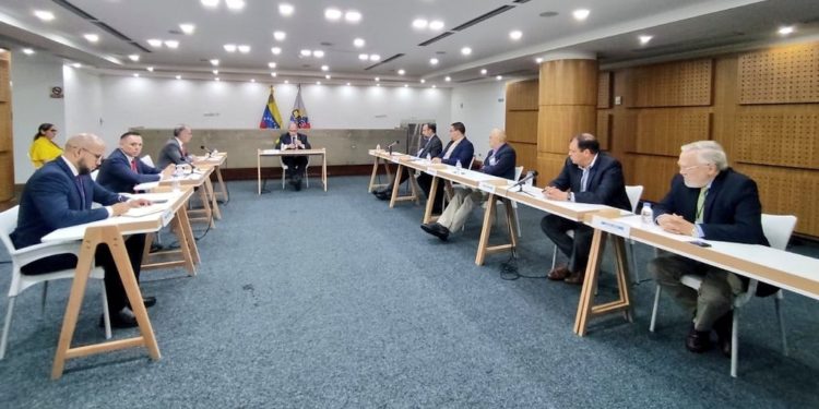 Comisión de Primaria y CNE instalaron comisión técnica para la elección opositora