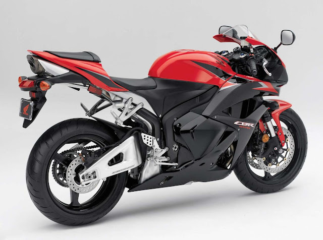 2011-Honda-CBR600RR-Red-ABS