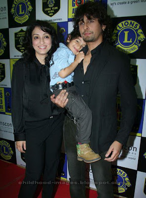 sonu nigam mini biography and childhood pictures