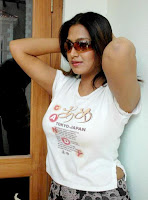 Bhuvaneshwari hot pictures