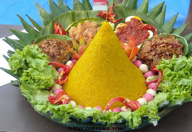 Catering Murah Purwokerto Nasi  Tumpeng Murah Gurih 