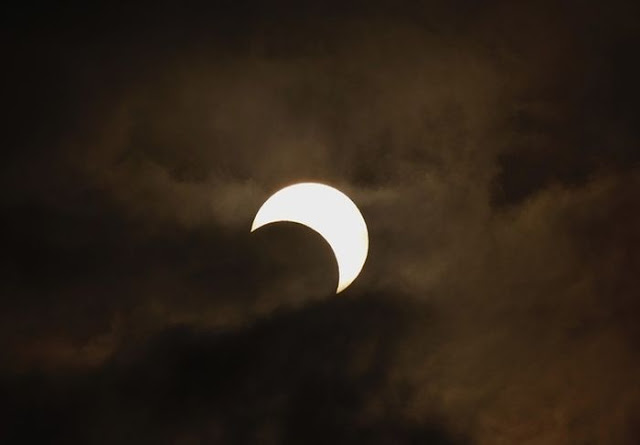 50 Beautiful photos of solar eclipse, solar eclipse, beautiful nature photos, nature photos, awesome