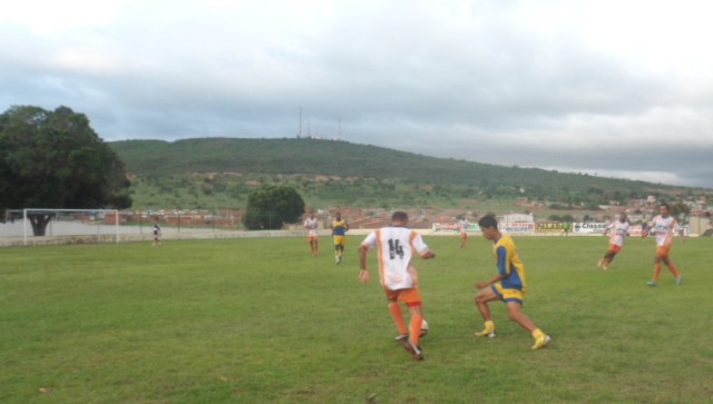 Mairi Junior,s vence jogo amistoso em Ipirá