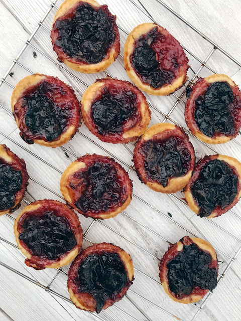 baked jam tarts