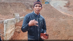 Kepala Desa Nanga Nyuruh Berharap Kementerian PU Balai Besar Jalan Nasional Wilayah II Kalbar Segera Perbaiki Jalan Yang Putus