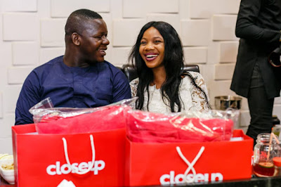 Closeup sponsors 10 couples to an all-expense paid dinner date in celebration of its #GiveLoveAChance campaign