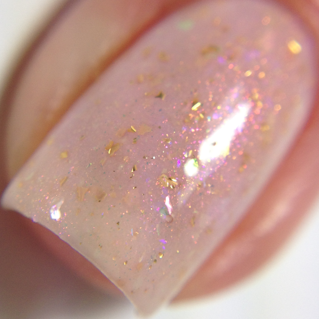 Pahlish-Champagne Float