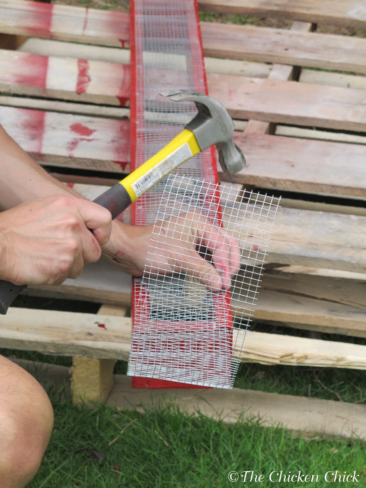 The Chicken ChickÂ®: DIY Chicken Coop Flower Box