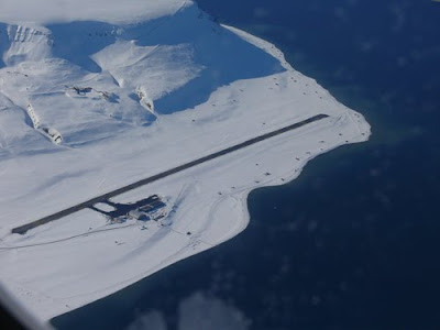 Svalbard Airport