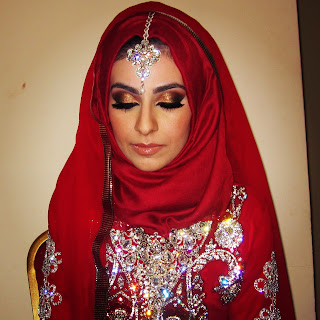 arabic, eyes, eyeshadow, makeup, look, blog, bridal, desi, indian, tutorial, indian, dulhan, red, gold, bronze, smokey, mac, maccosmetics, reflects, bronze, glitter, nars, gilda, smokey, arab, lashes, red, tikka, bride