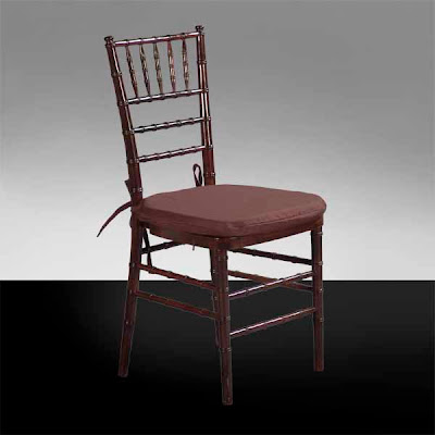 The most popular upgrade chair for weddings Chiavari Chairs come in a 