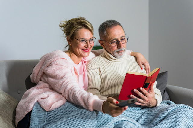 La importancia de una buena lectura en adultos mayores